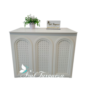 mesa desmontável cômoda furinho